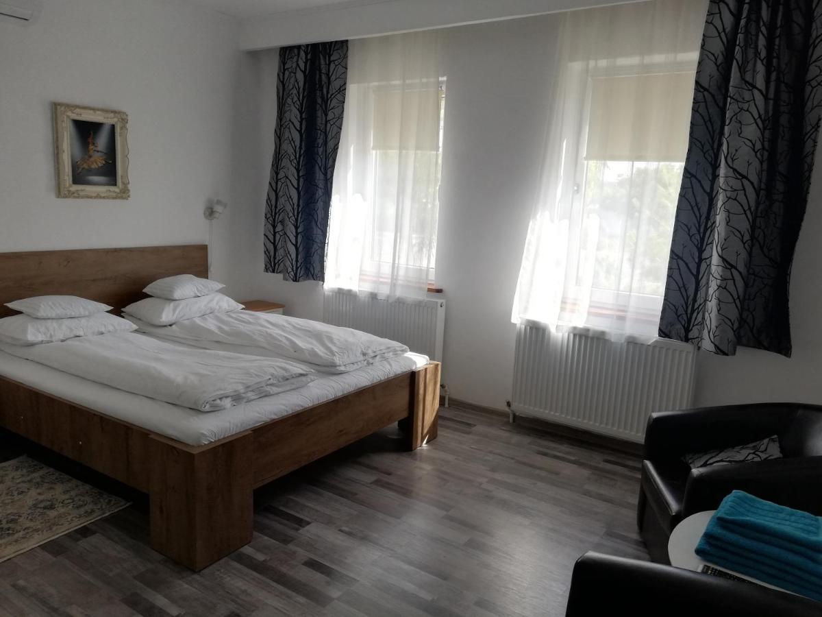 Casa Ago - Guest House Paulis Екстериор снимка